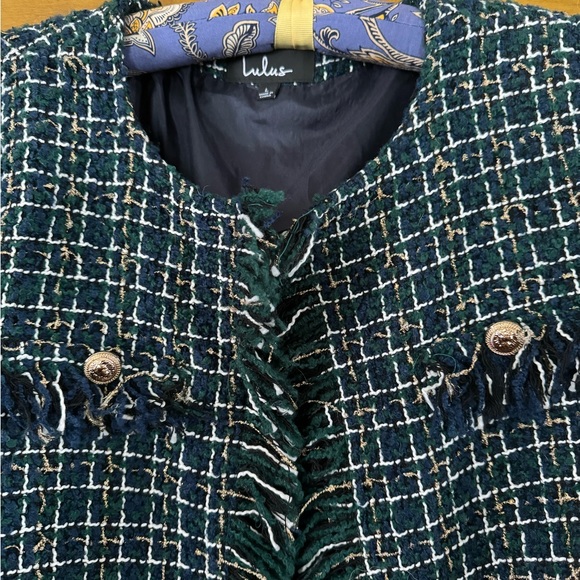 Cute Woven Chanel-Like Suit Jacket - Picture 6 of 8